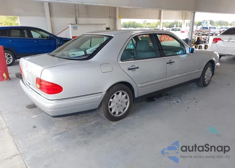 1997 Mercedes-Benz E 320 from USA, damaged, VIN WDBJF55F9VA365239